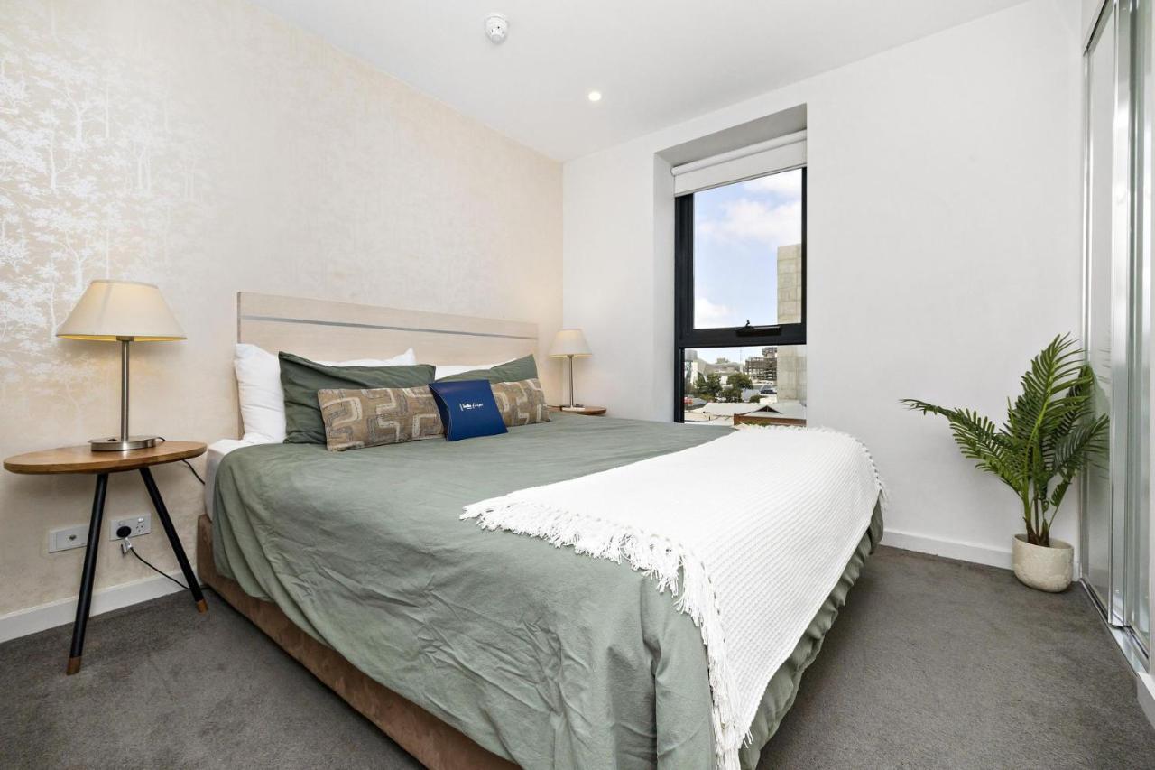 Aster - The Metropolitan Hideaway Apartment Adelaide Bagian luar foto